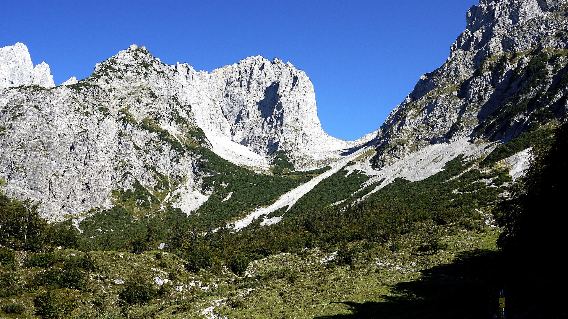 Blick auf das "Ellmauer Tor"