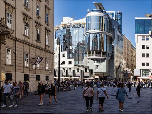 Blick auf das Haas Haus am Stephansplatz