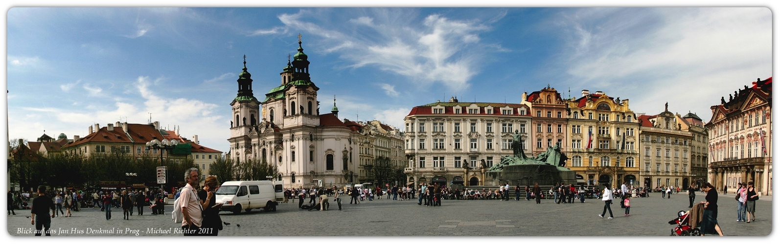 Blick auf das Jan Hus Denkmal in Prag 2011