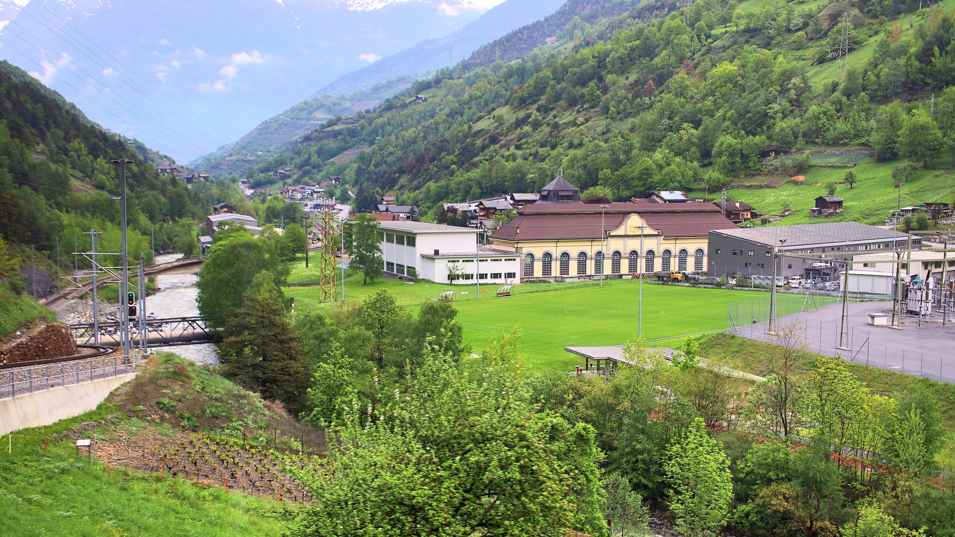 Blick auf das Kraftwerk Stalden