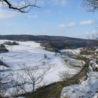 Blick auf das Lahntal im Winter