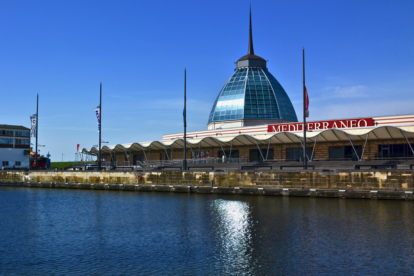 Blick auf das Mediterraneo in Bremerhaven