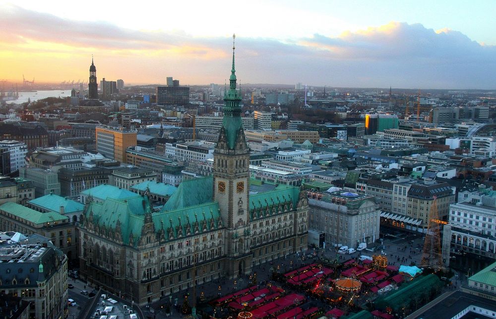 Blick auf das Rathaus