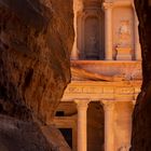 Blick auf das Schatzhaus in Petra
