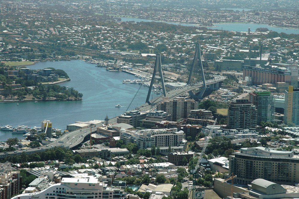 Blick auf das unendliche Sydney vom Sydney Tower
