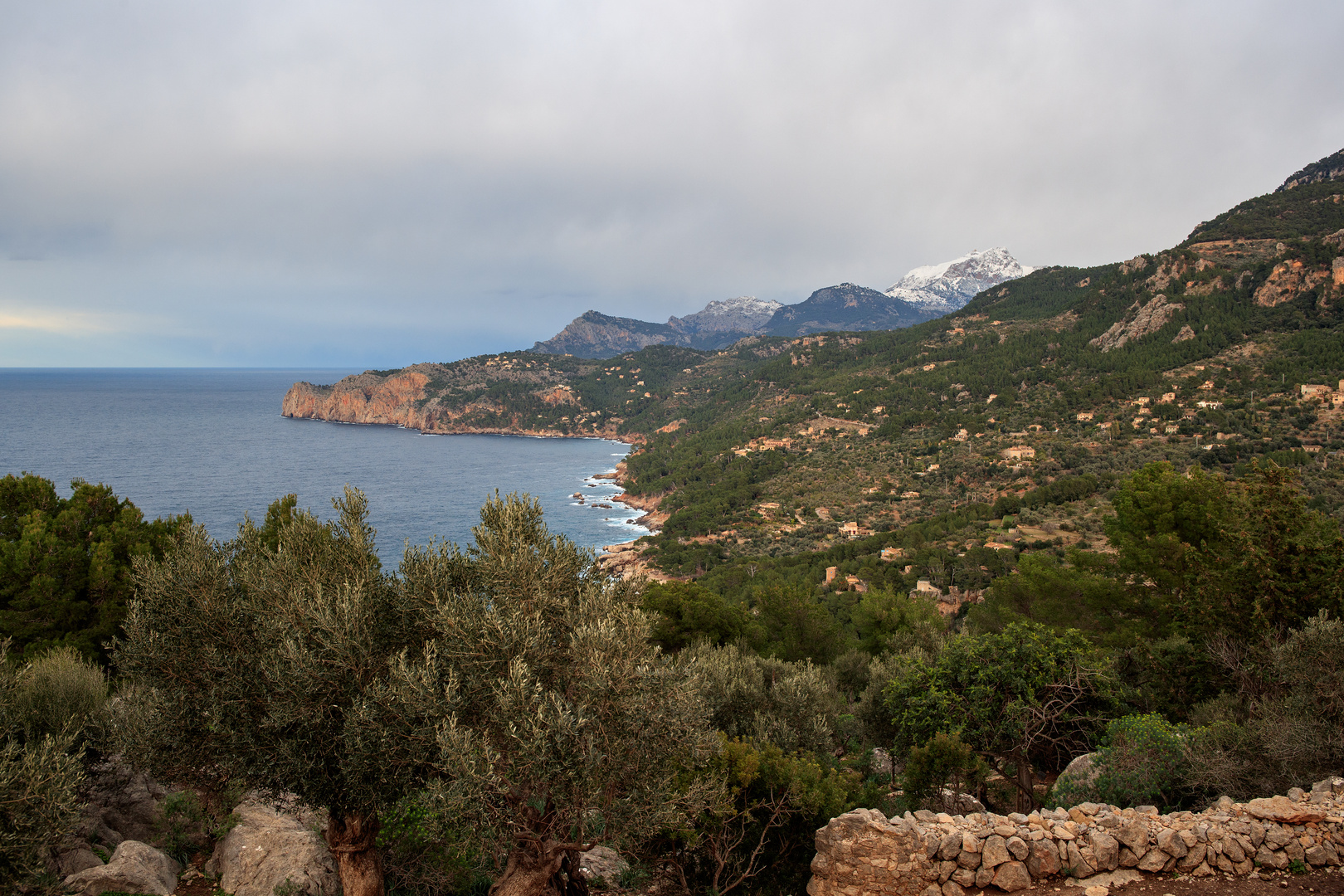 Blick auf Deià (und den Puig Major) 