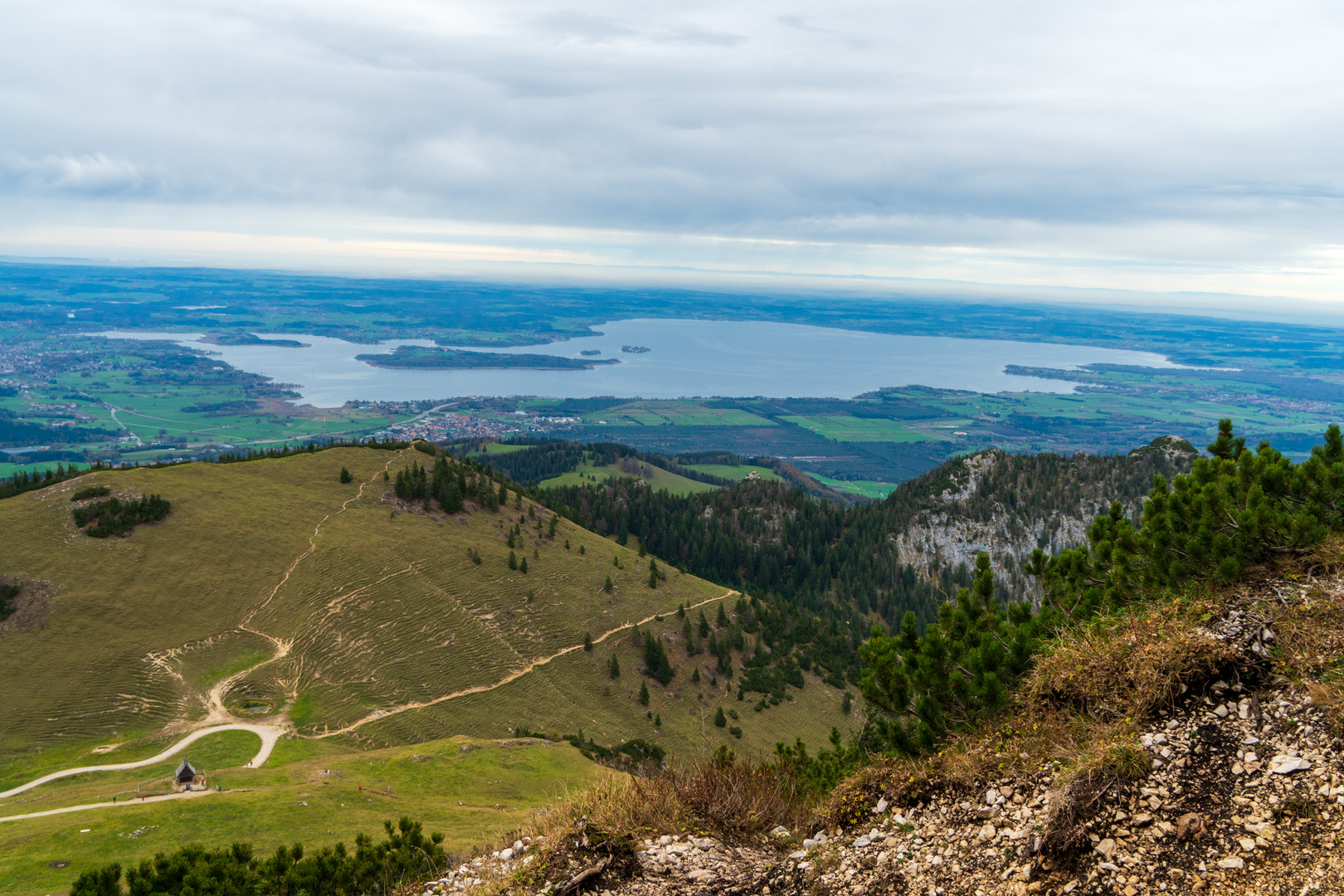 Blick auf dem Chiemsee, von der Kampenwand