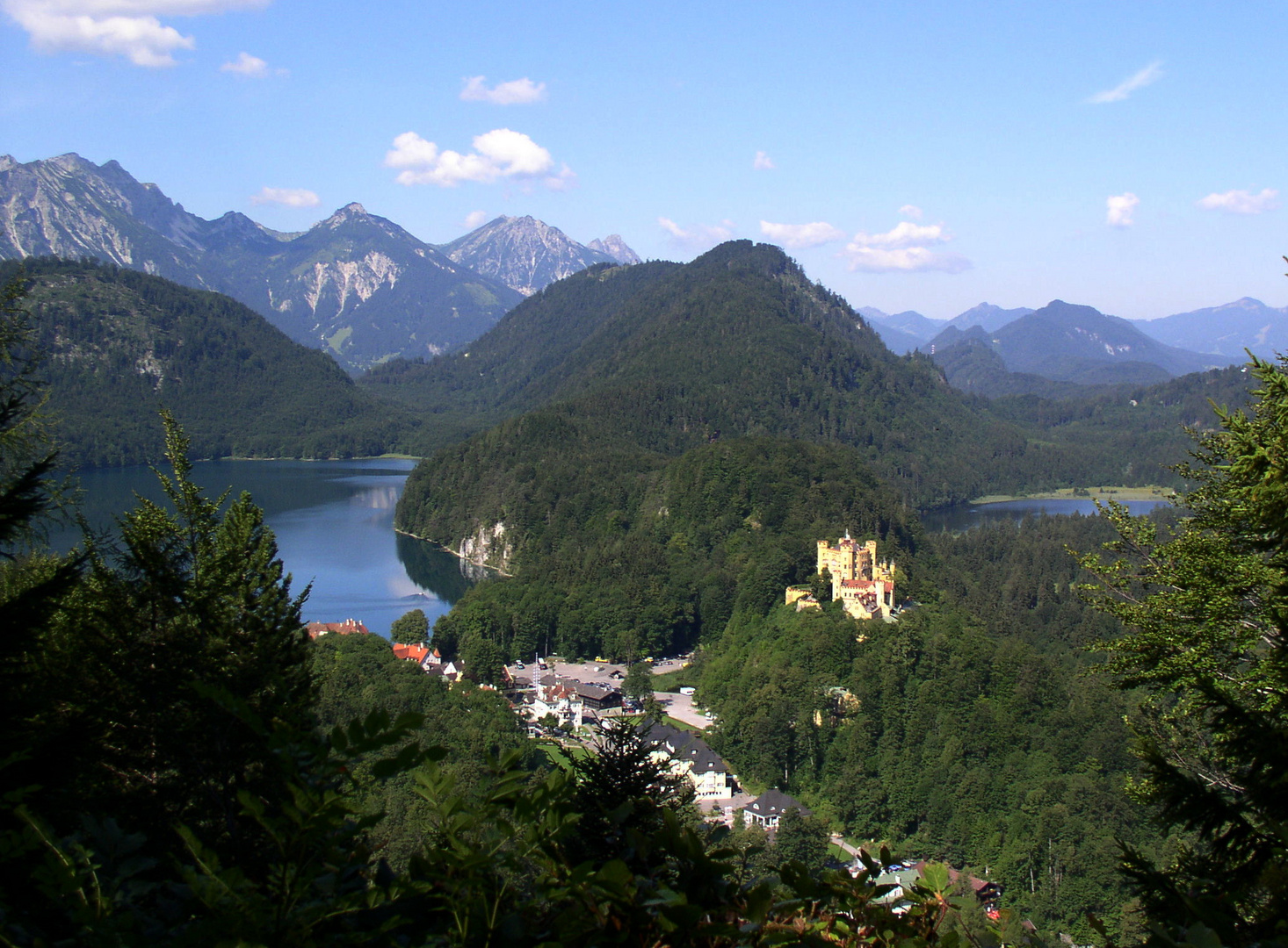 Blick auf den Alpsee und das Schloss...