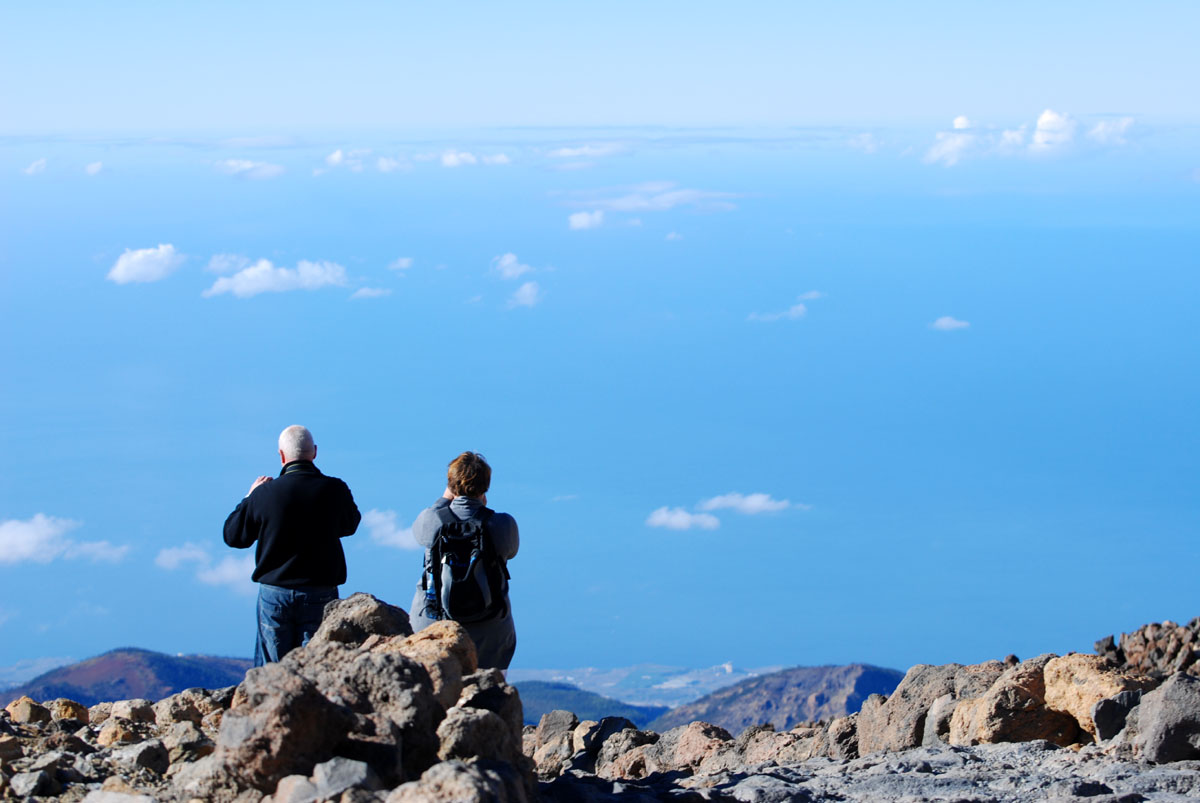 Blick auf den Atlantik von der höchste Berg Spaniens. Der Vulkan Teide.