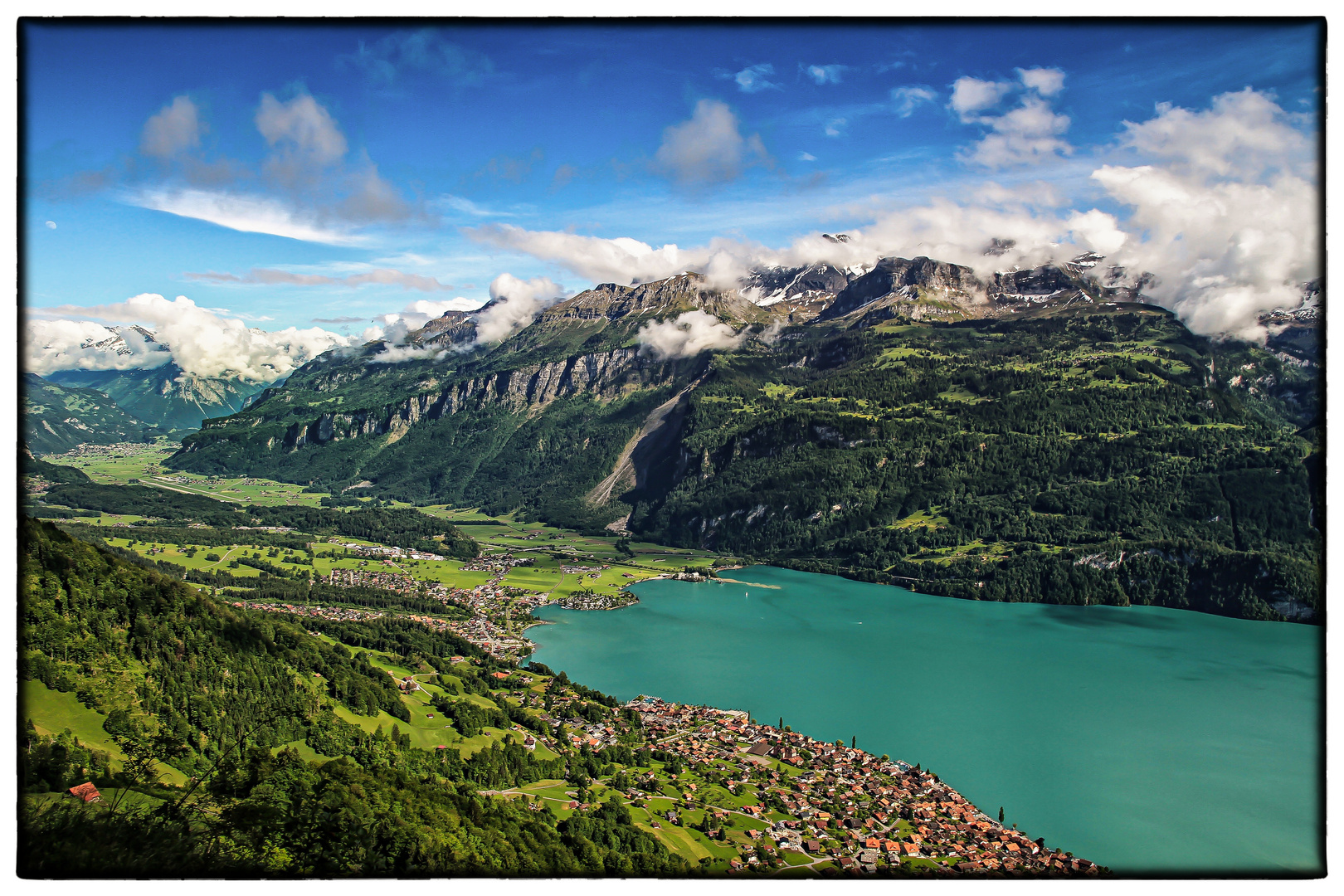 Blick auf den Brienzer See