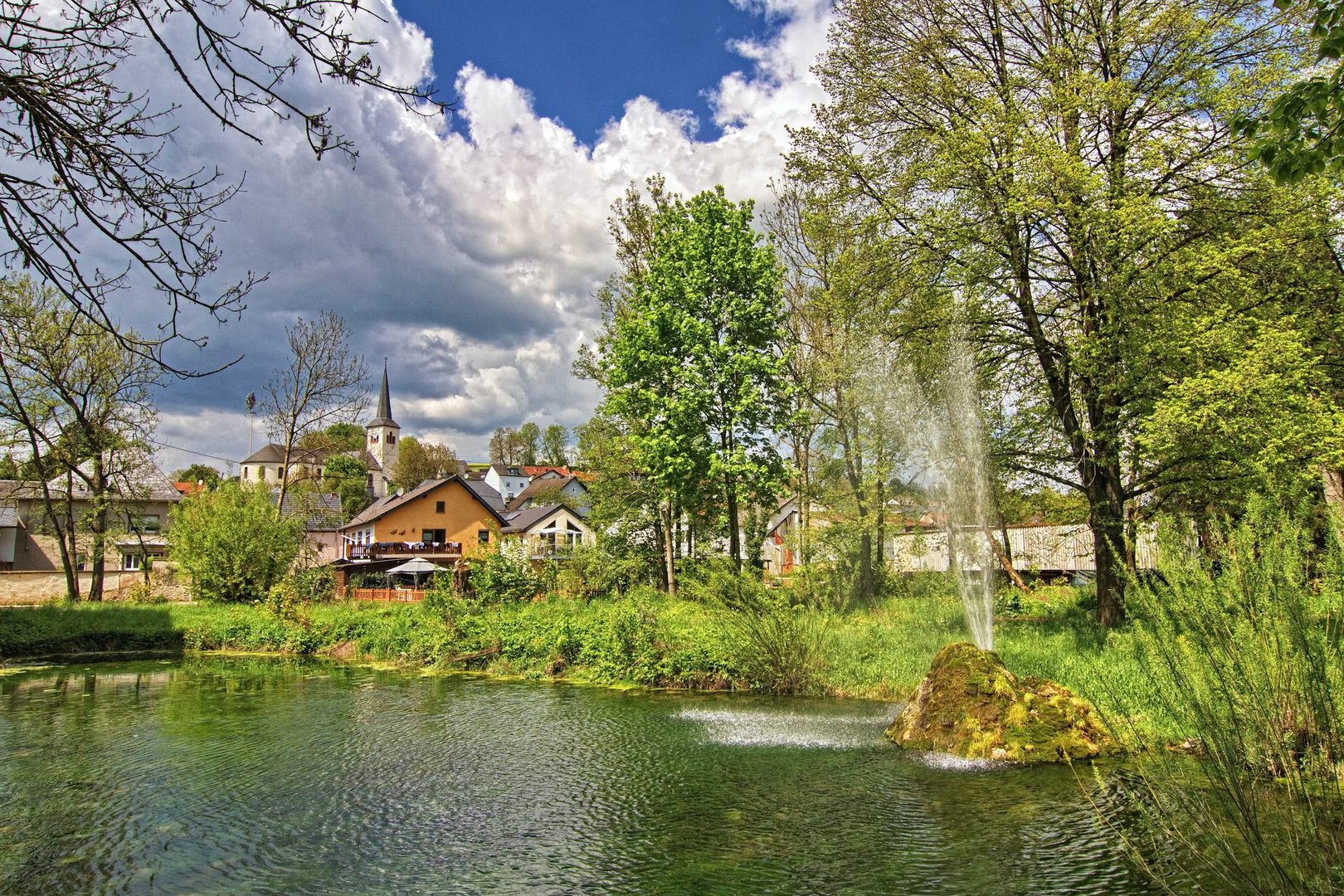 Blick auf den Burgteich