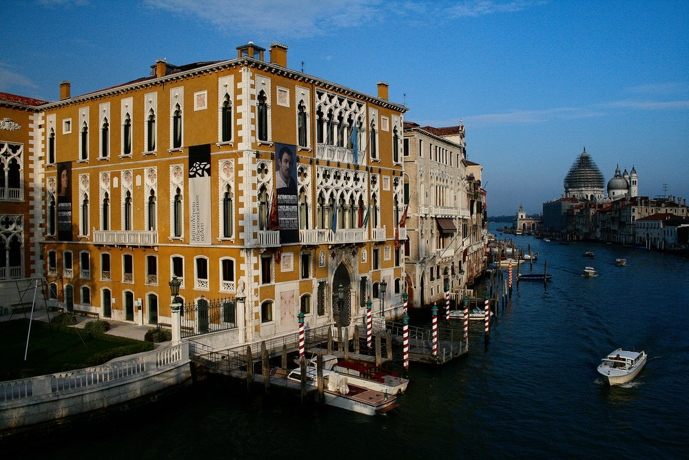 Blick auf den Canale Grande von der Ponte Academia