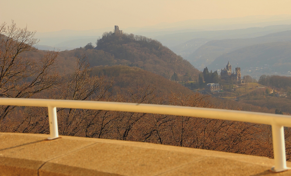 Blick auf den Drachenfels