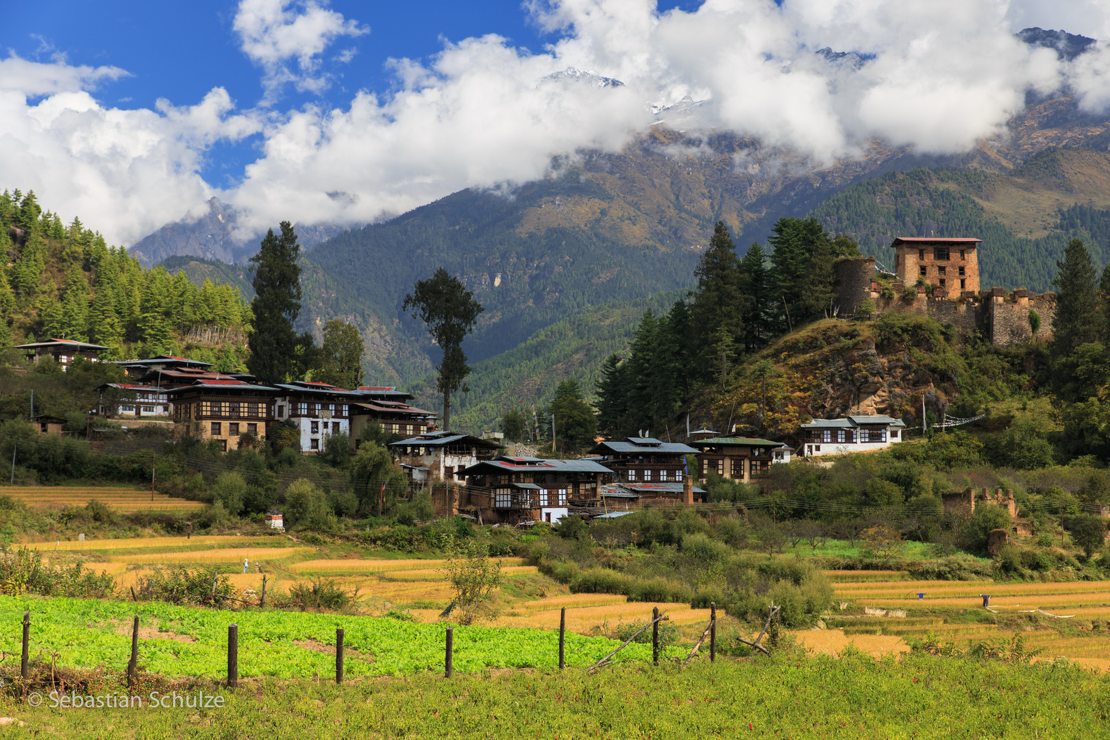 Blick auf den Drukgyel Dzong