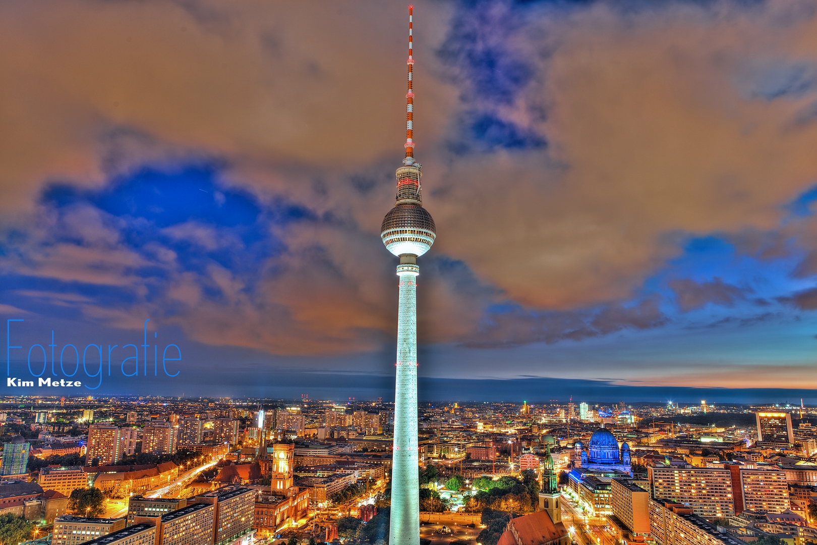 Blick auf den Fernsehturm am Alexander Platz | 2013