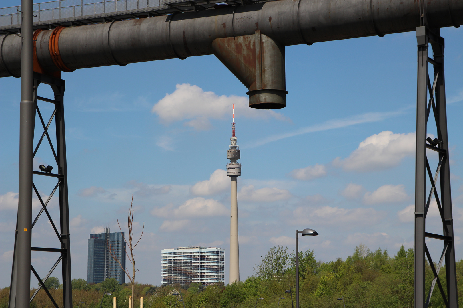 Blick auf den Fernsehturm Dortmund