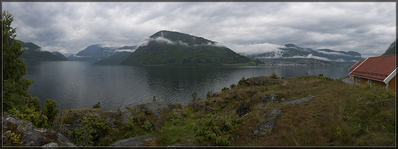 Blick auf den Fjord