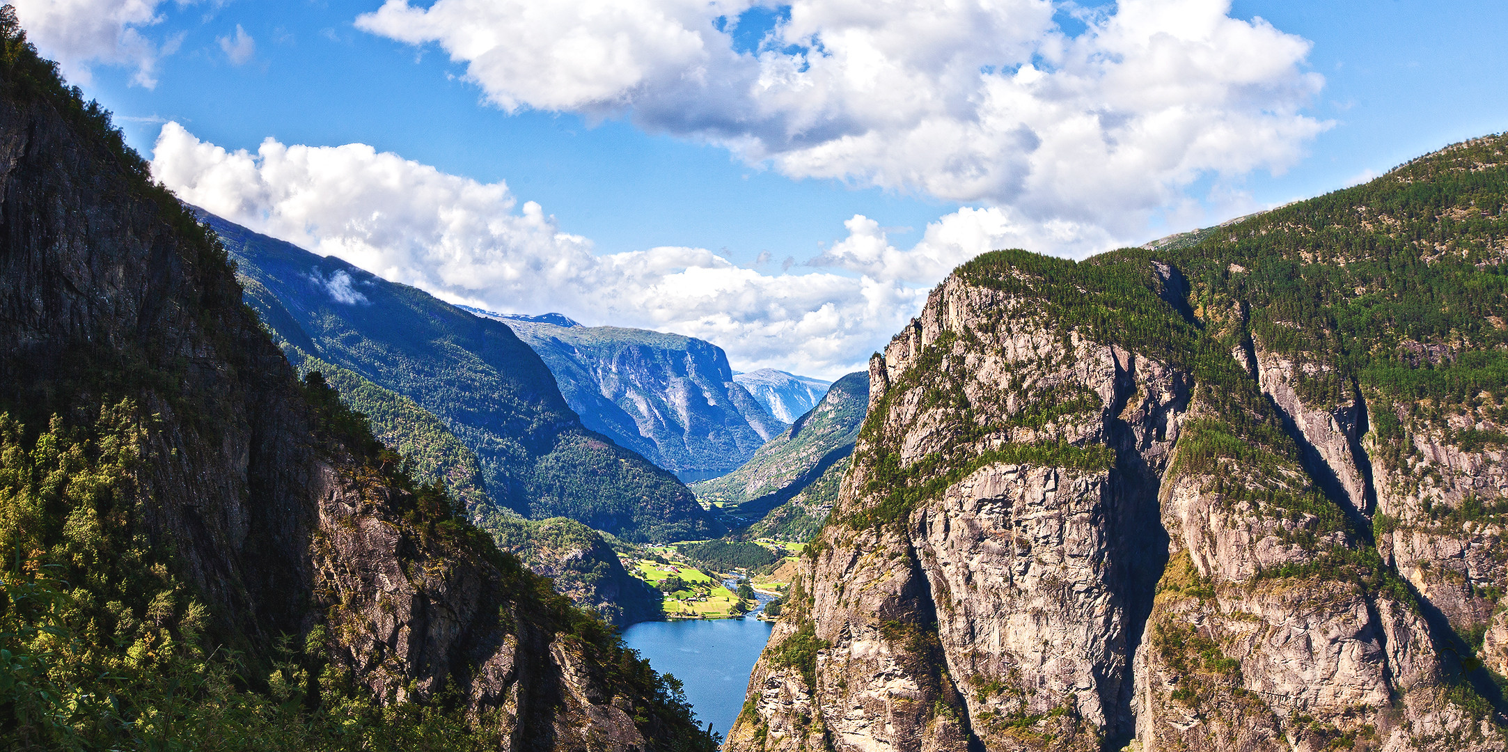 Blick auf den Fjord