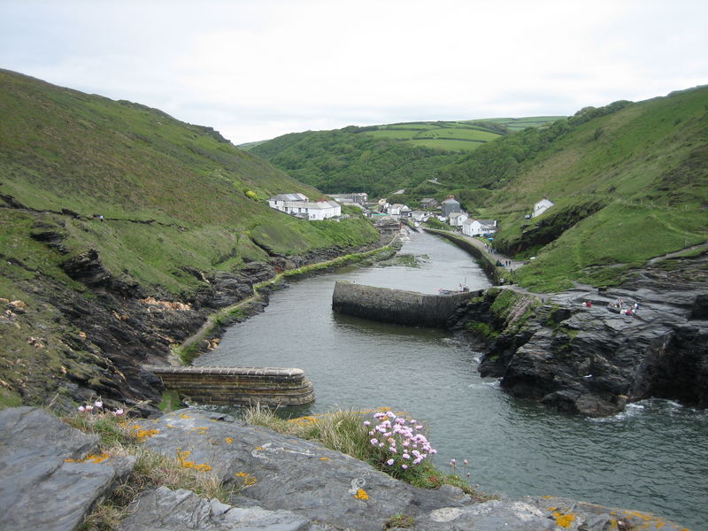 Blick auf den "Fjord" von Boscastle