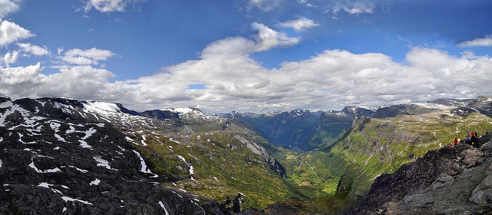 Blick auf den Geiranger Fjord...