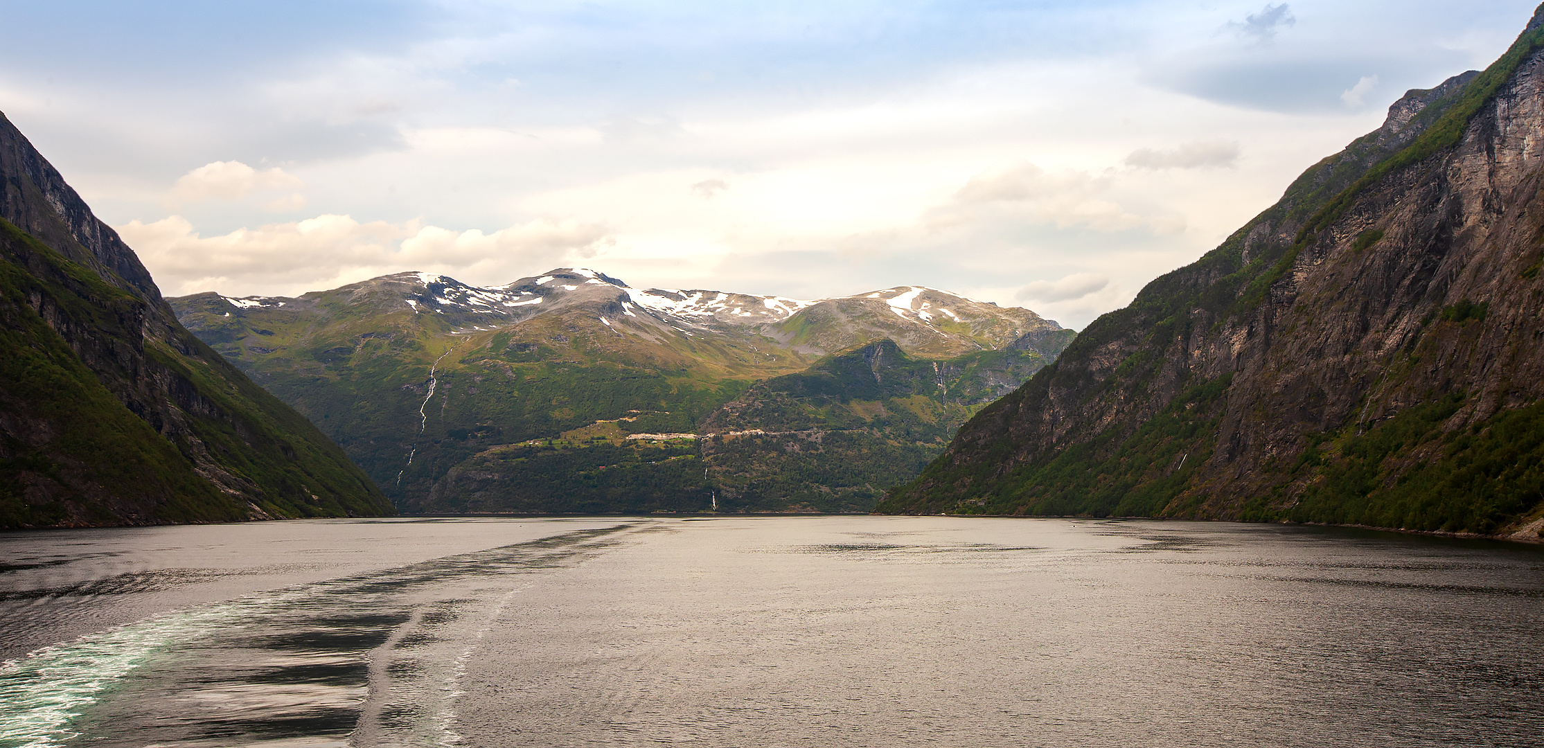 Blick auf den Geirangerfjord 004