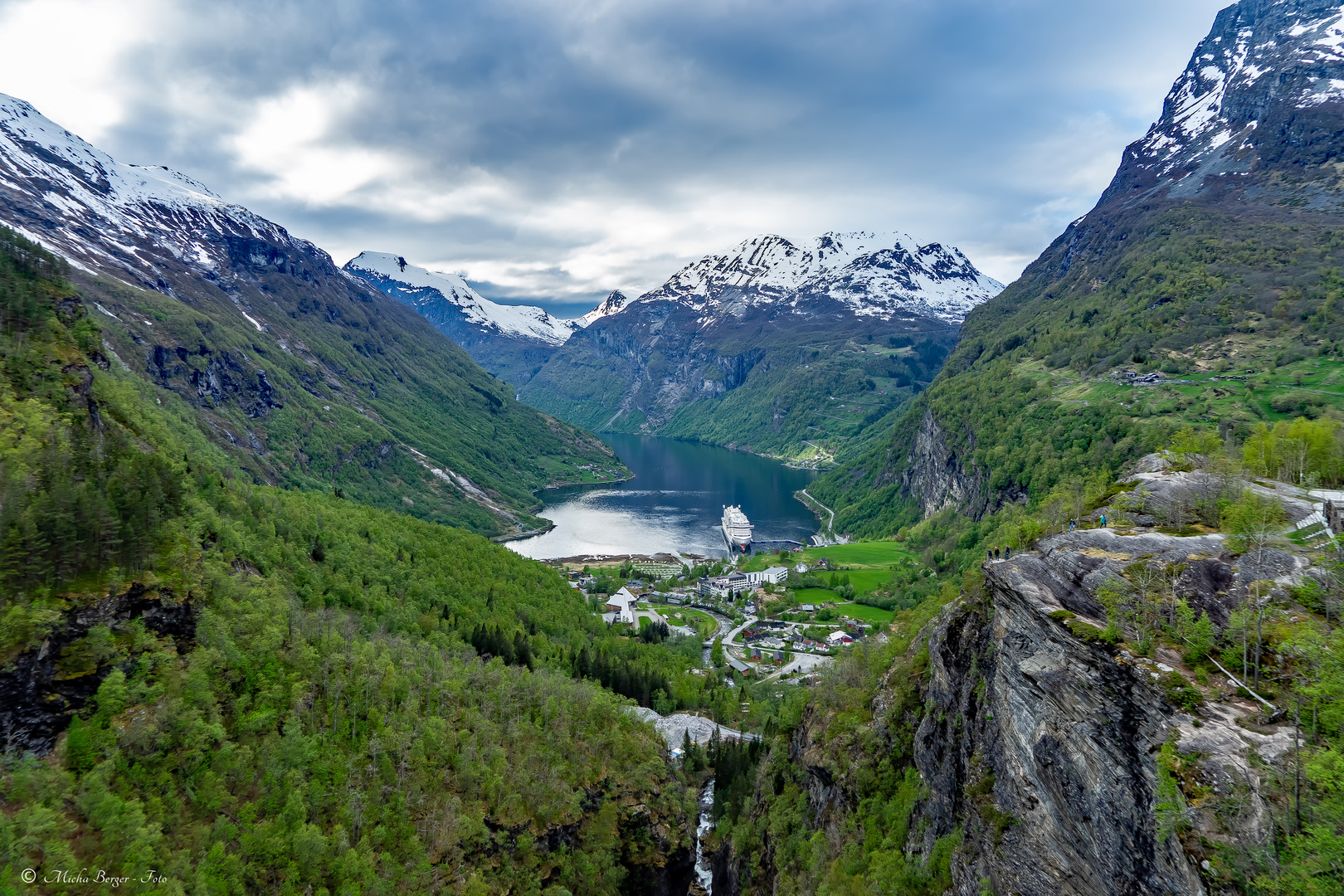 Blick auf den Geirangerfjord