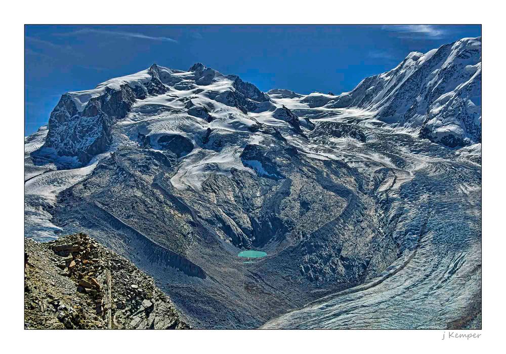 - Blick auf den Gornergletscher (links) und den Grenzgletscher -