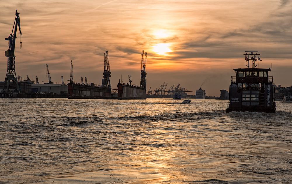 Blick auf den Hafen 1014