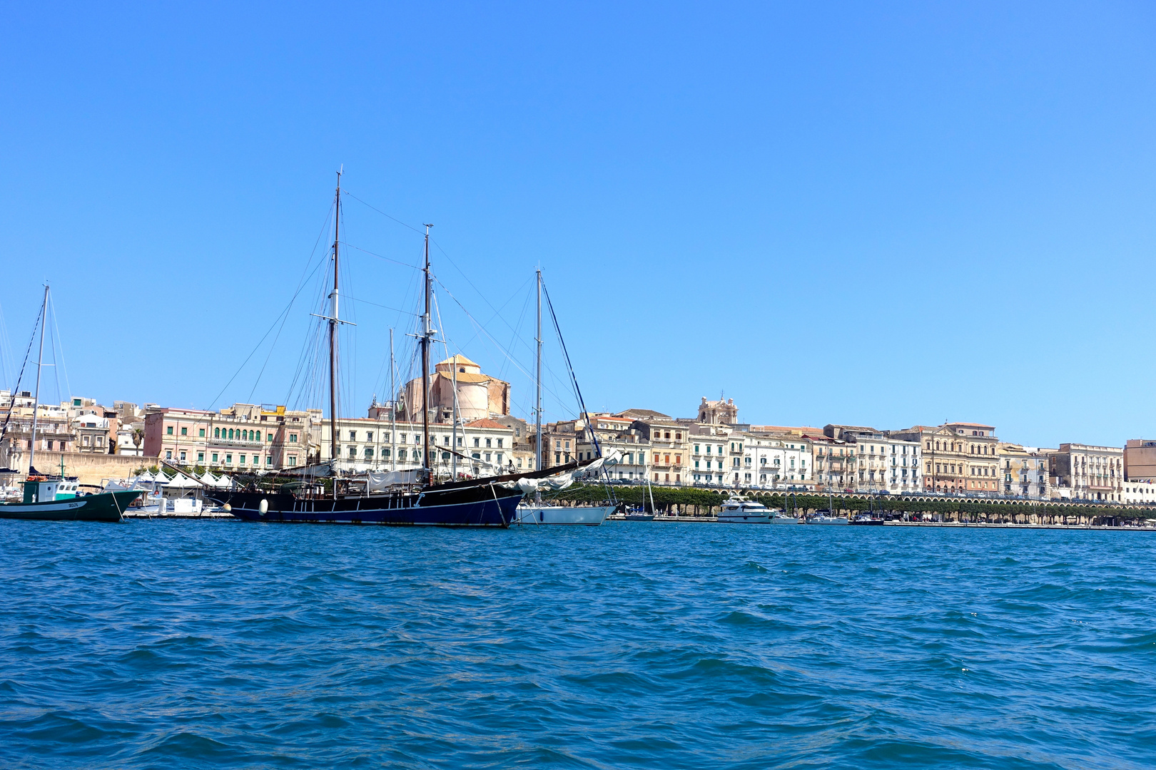 Blick auf den Hafen von Syracus/Ortigia/Sizilien