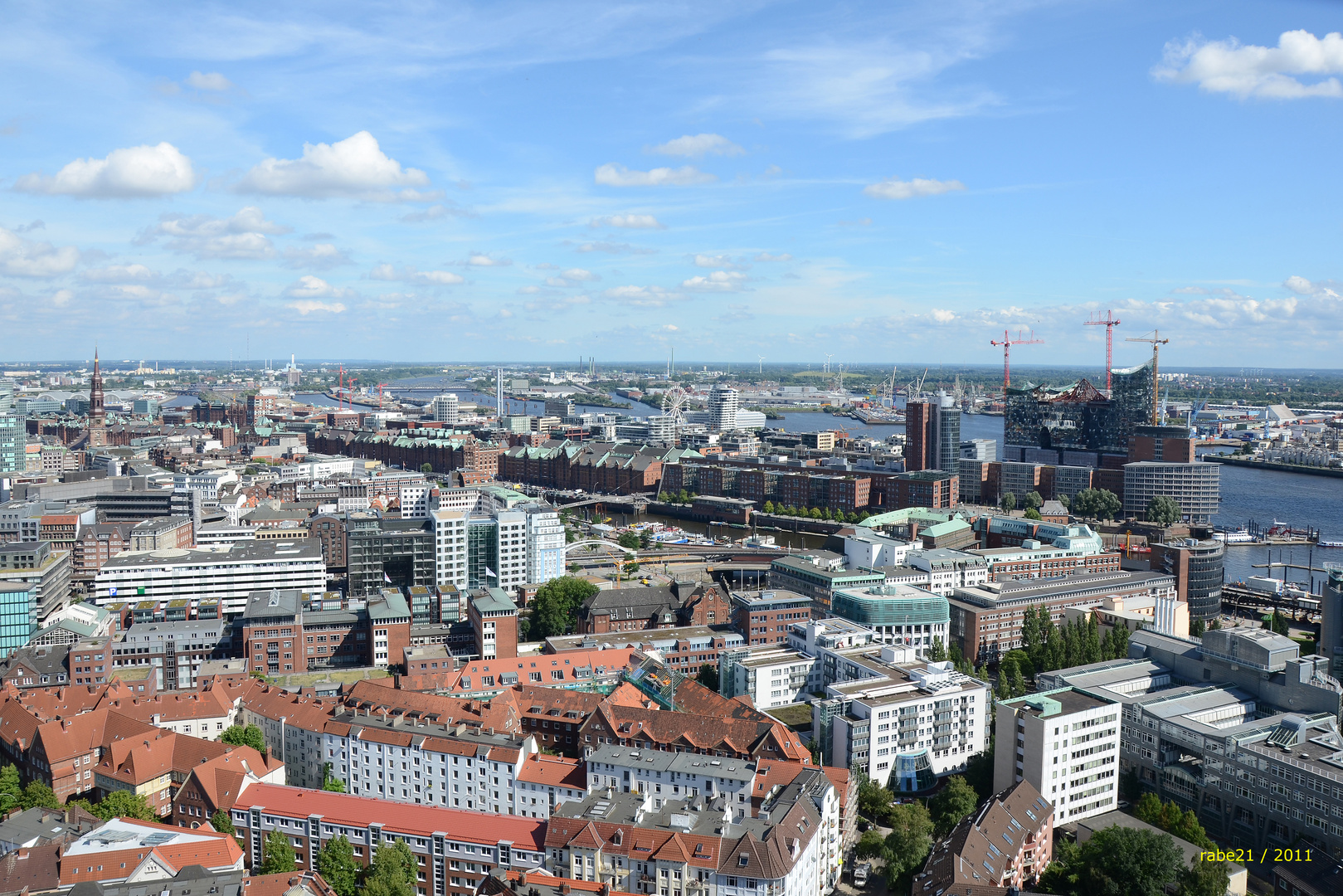 Blick auf den Hamburger Hafen