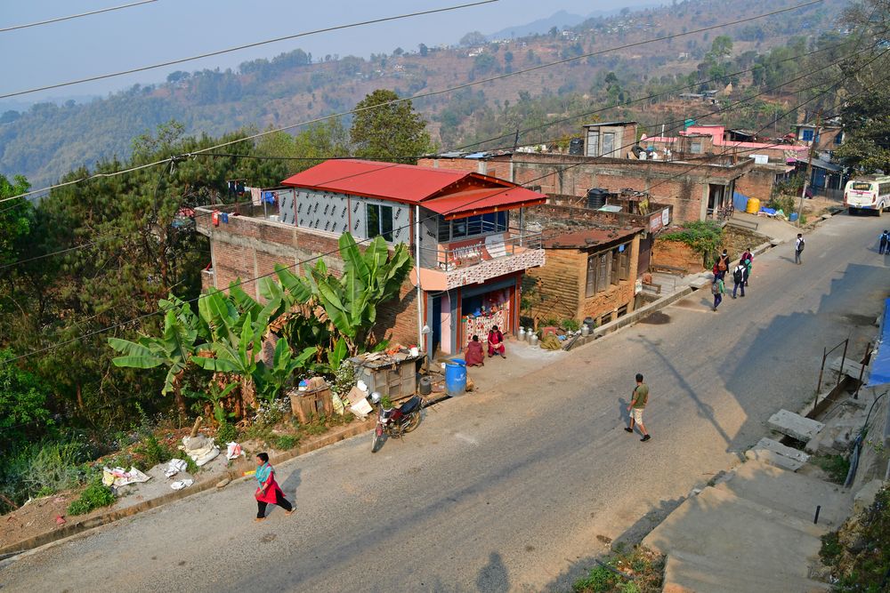 Blick auf den Hauptort von Bungkot östlich der Stadt Gorkha