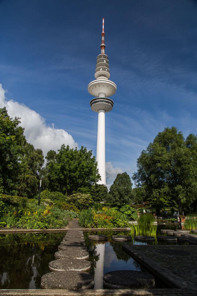 Blick auf den Heinrich-Hertz Turm, in Hamburg besser bekannt als "Telemichel"