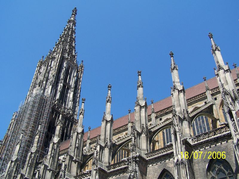 Blick auf den höchsten Kirchturm der Welt