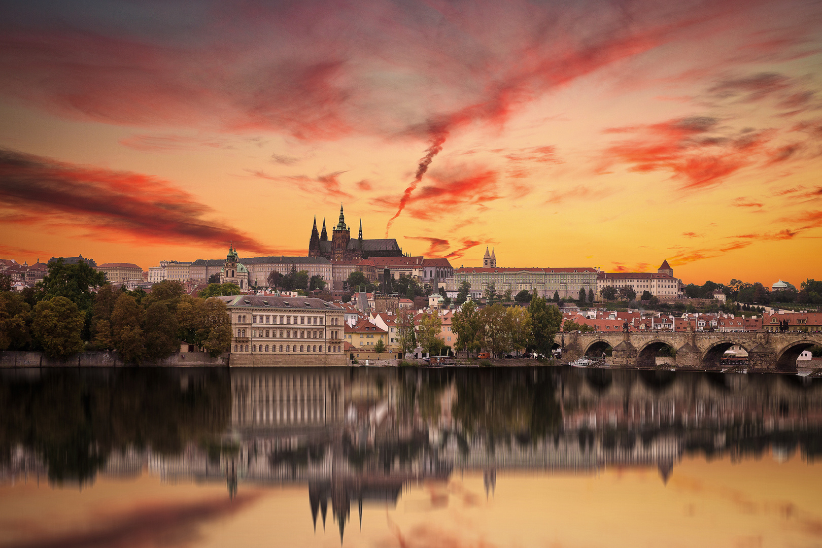 Blick Auf Den Hradschin Mit Burg In Prag Foto Bild City World Sonnenuntergang Bilder Auf Fotocommunity