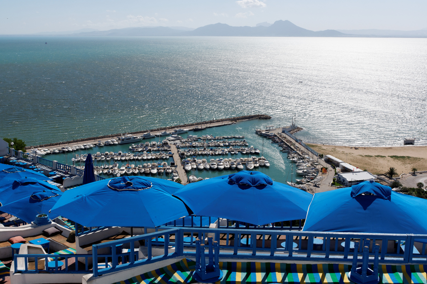 Blick auf den Jachthafen von Sidi Bou said