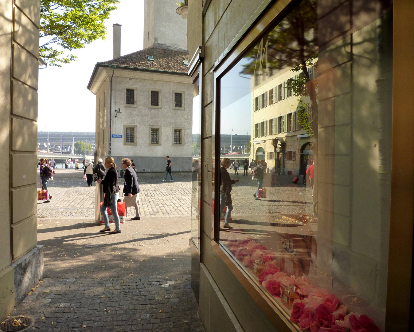 Blick auf den Kapellplatz ...