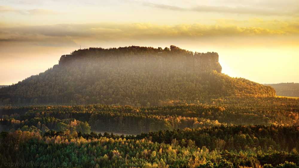 Blick auf den Lilienstein vom Gamrik aus