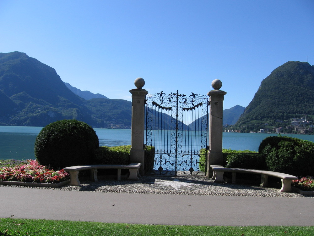 Blick auf den Luganer See (Tessin)