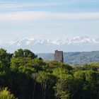 Blick auf den mittelalterlichen Turm