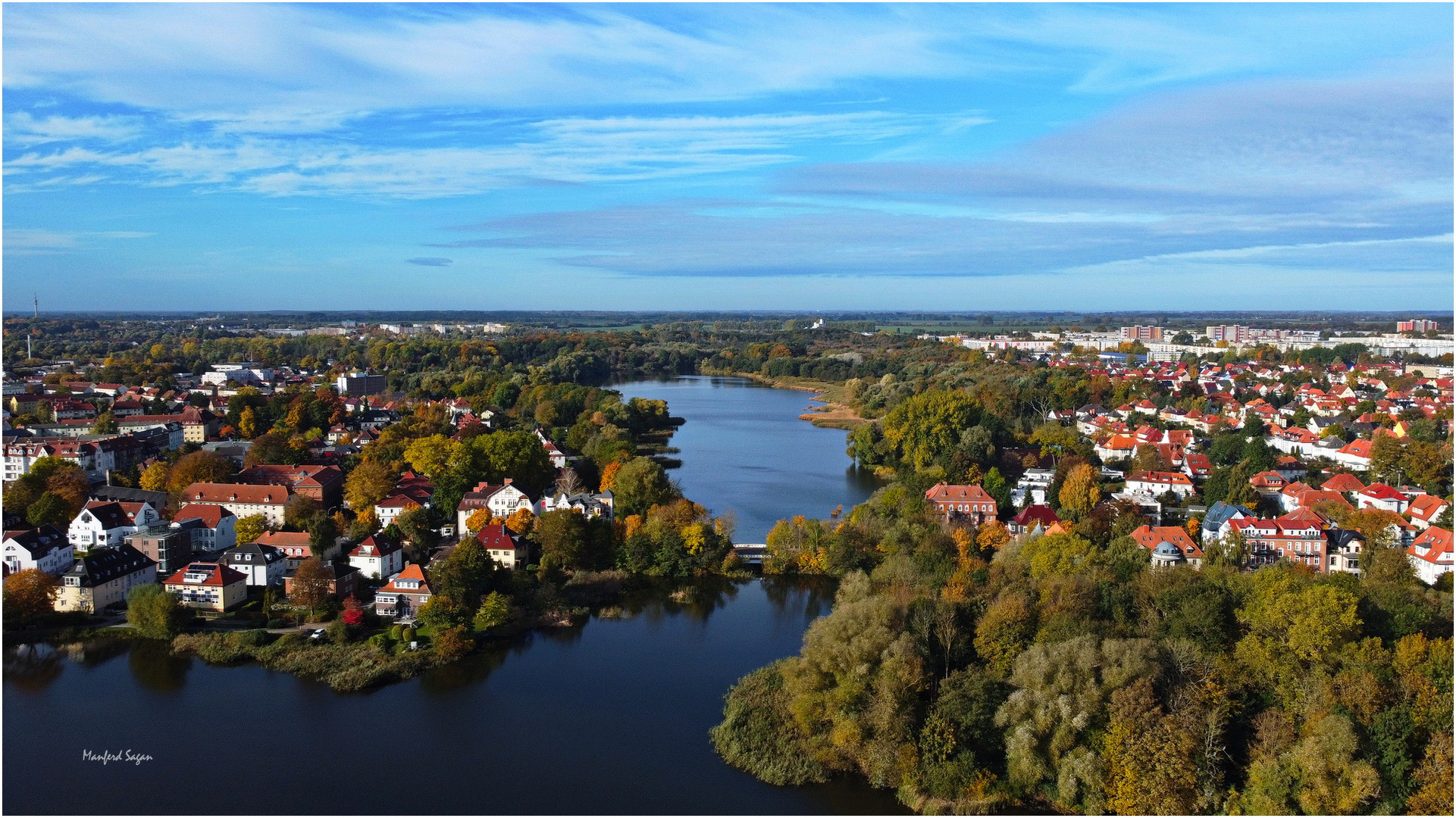 Blick auf den Moorteich und den Stadtwald, der grünen Lunge der Hansestadt...