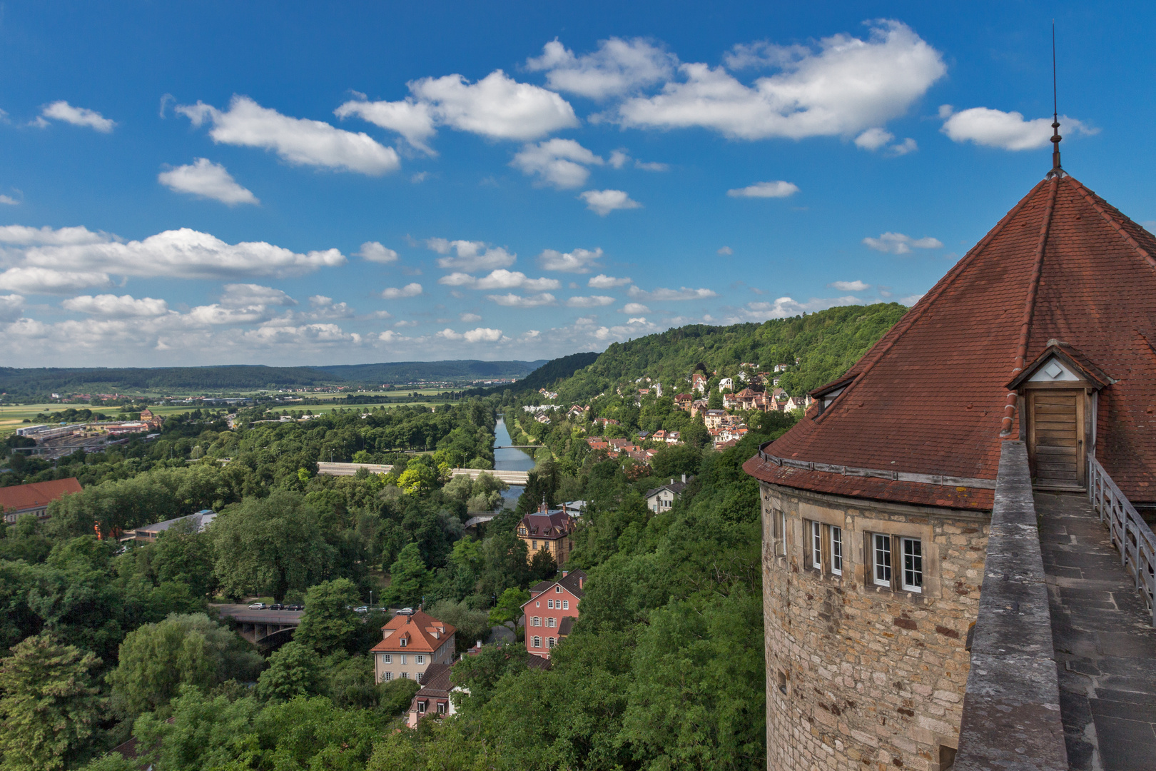 Blick auf den Neckar vom Schloss Hohentübingen aus