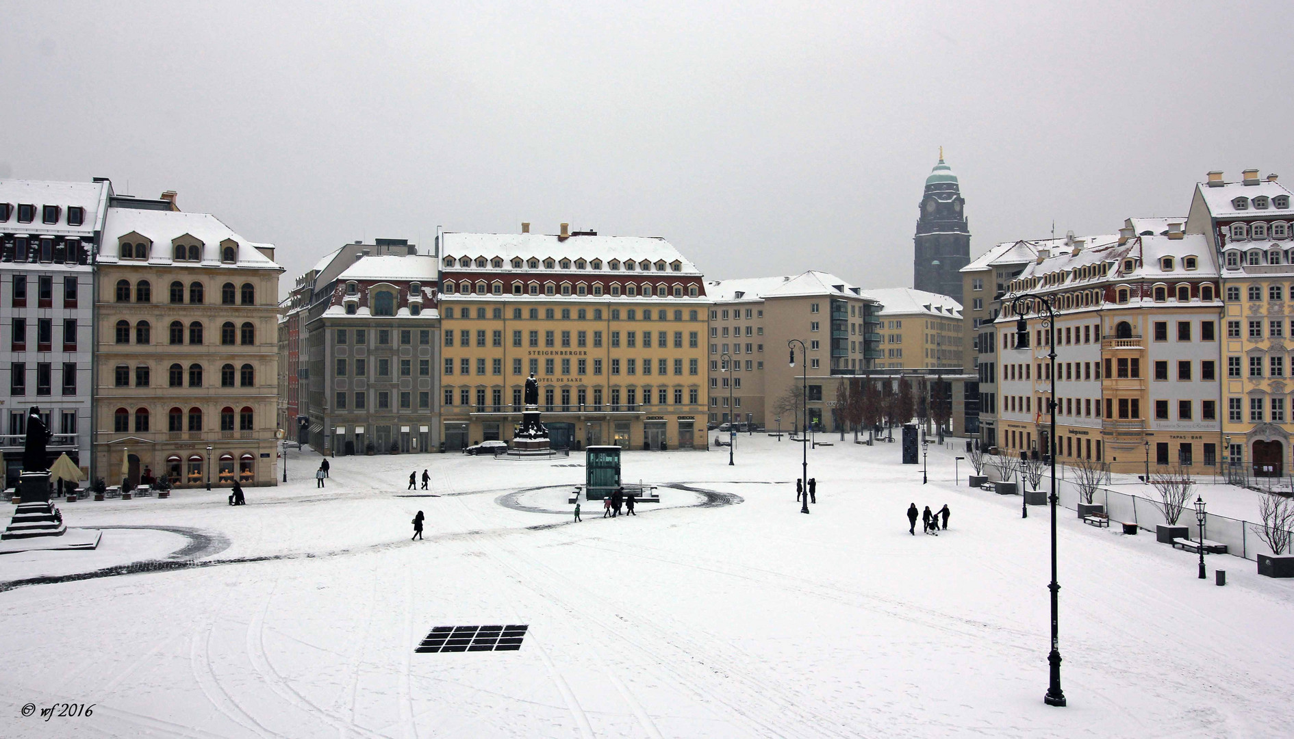 Blick auf den Neumarkt