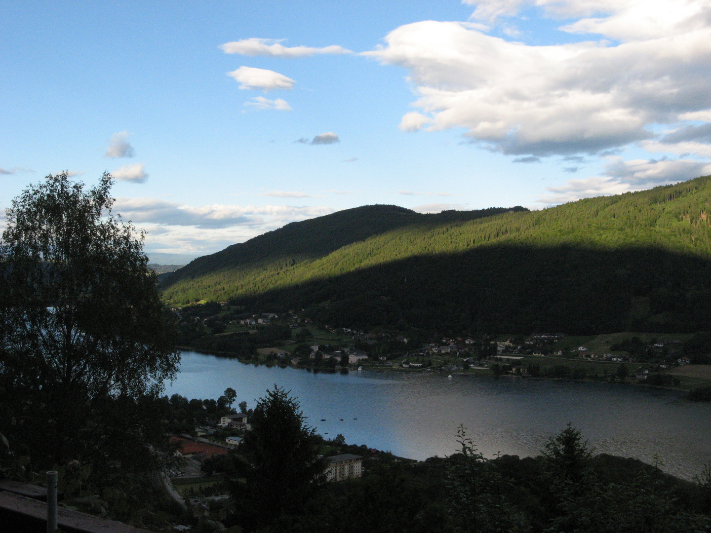 Blick auf den Ossiacher See