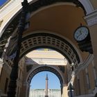 Blick auf den Palastplatz in St. Petersburg