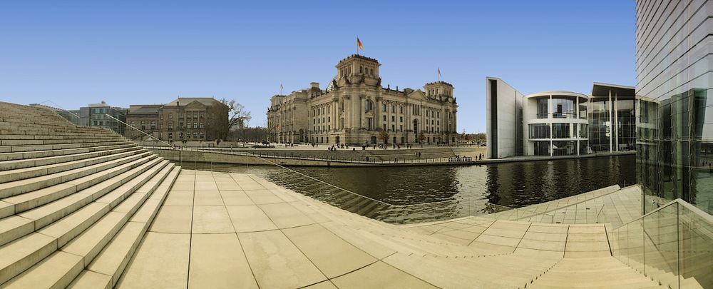 Blick auf den Reichstag vom ...