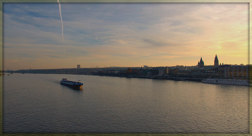 Blick auf den Rhein