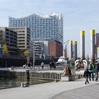 Blick auf den Sandtorhafen / Traditionshafen