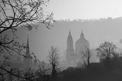 Blick auf den Sankt Nikolaus Dom in Prag