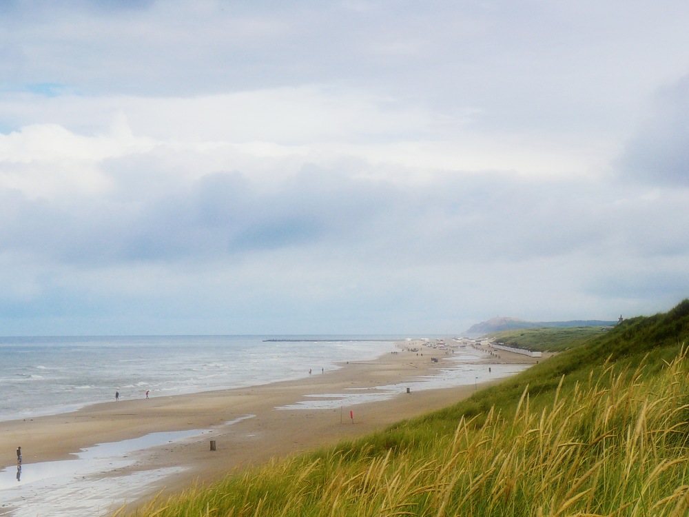 Blick auf den Strand bei Lökken und den Rubjerg Knude