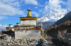 Blick auf den Stupa von SAMAGAON